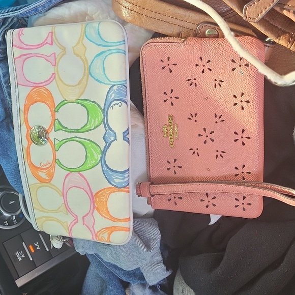 Coach wallets - Picture 3 of 3